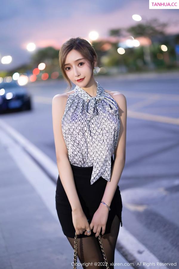 王馨瑶  [XiuRen]高清写真图 2022.07.22 No.5325 王馨瑶yanni第3张图片